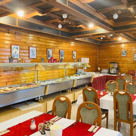 Hotel Majerik 3*