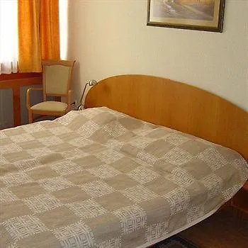 Hotel Majerik 3*