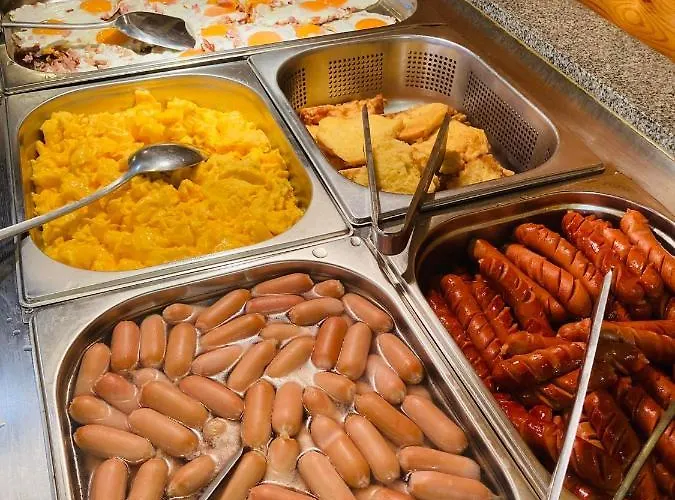 Majerik ホテル ヘーヴィーズ