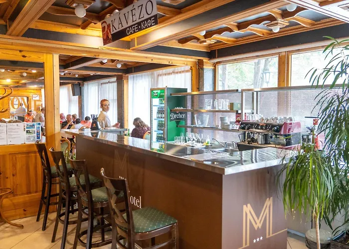 Majerik 3* ヘーヴィーズ