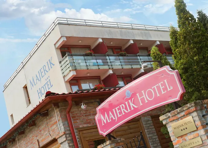 Hotel Majerik